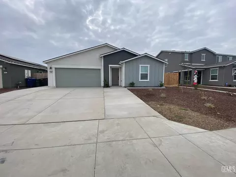 5917 Vespucci Ave, Bakersfield, CA 93313