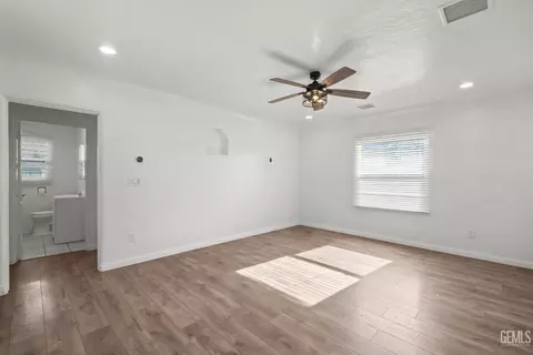Other - 416 Beech St, Bakersfield, CA 93304 photo 3 of 8