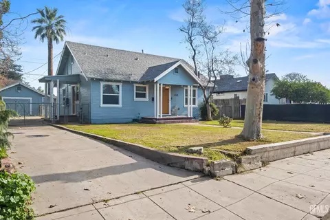 Exterior - 416 Beech St, Bakersfield, CA 93304 photo 2 of 9