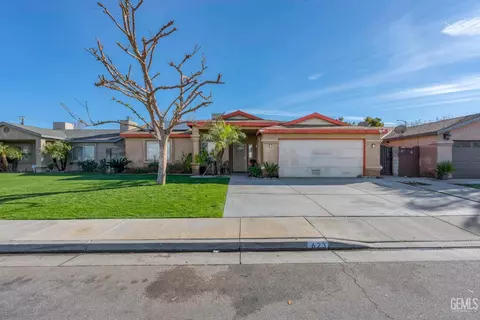 623 Broken Arrow Ave, Bakersfield, CA 93307
