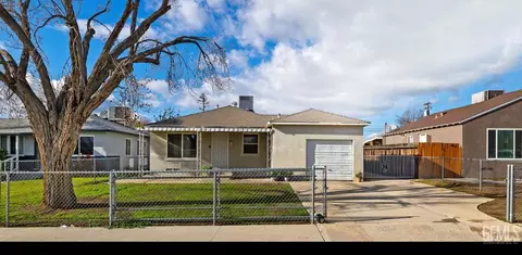 1917 Margo Ln, Bakersfield, CA 93308