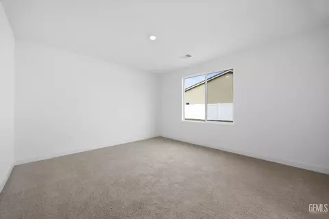 Bedroom - 7014 Orchard View Dr, Bakersfield, CA 93314 photo 9 of 9