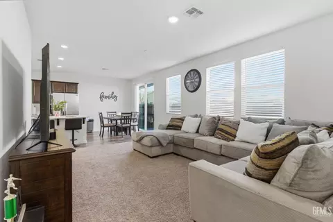 5828 Commonwealth Ave, Bakersfield, CA 93313 photo 11
