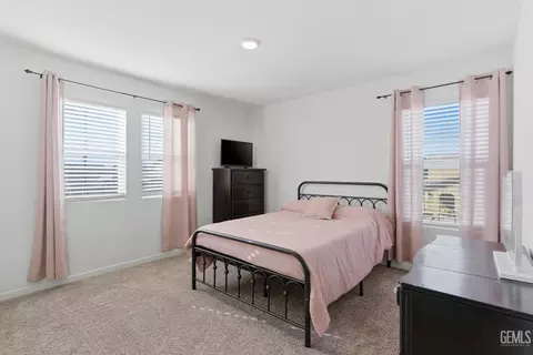 5828 Commonwealth Ave, Bakersfield, CA 93313 photo 18