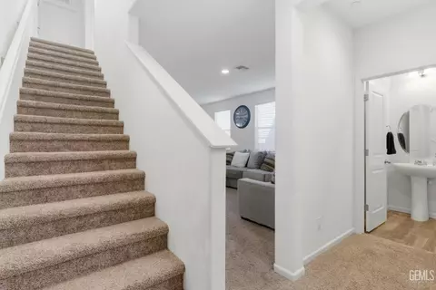 5828 Commonwealth Ave, Bakersfield, CA 93313 photo 13
