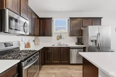 5828 Commonwealth Ave, Bakersfield, CA 93313 photo 6