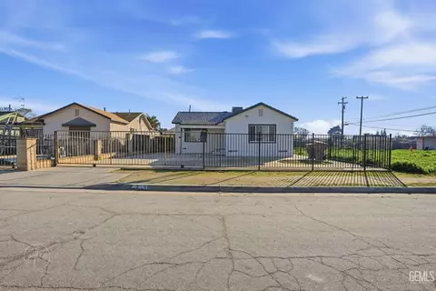 1239 Washington Ave, Bakersfield, CA 93308