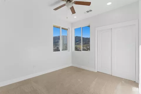 Bedroom - 20381 Pinon Canyon Dr, Tehachapi, CA 93561 photo 3 of 7