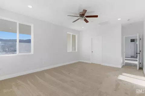 Bedroom - 20381 Pinon Canyon Dr, Tehachapi, CA 93561 photo 5 of 7