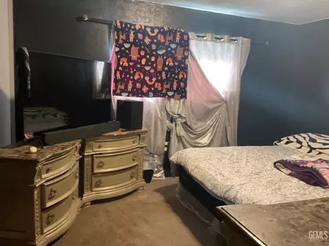 301 Walker St, Arvin, CA 93203 photo 9