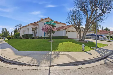 5841 Greenhorn Mountain Ct, Bakersfield, CA 93313