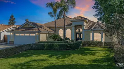 5910 Winter Rdg, Bakersfield, CA 93313