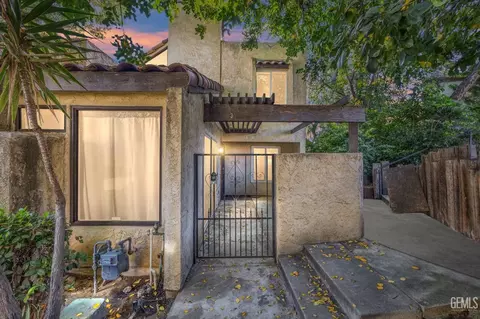 3516 Dana St #3, Bakersfield, CA 93306