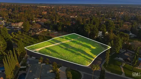 0 Country Club Dr, Bakersfield, CA 93306