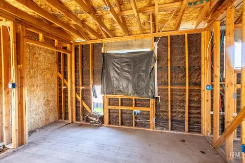 Other - 408 Naylor Ave, Taft, CA 93268 photo 5 of 8
