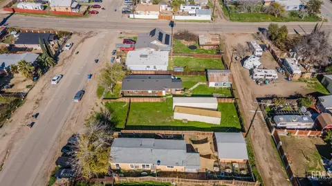 View/Area - 408 Naylor Ave, Taft, CA 93268 photo 9 of 17