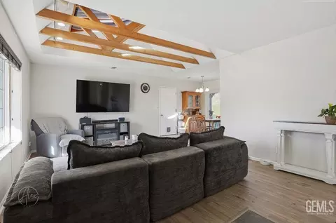 22008 Tiny Ct, Tehachapi, CA 93561 photo 4