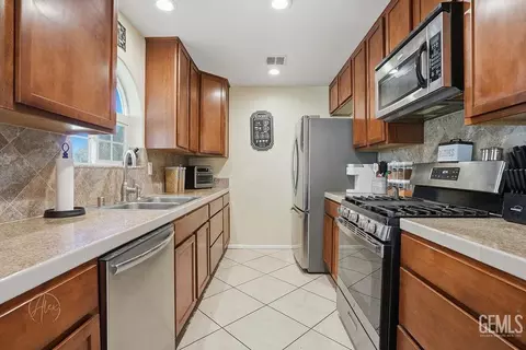 22008 Tiny Ct, Tehachapi, CA 93561 photo 8