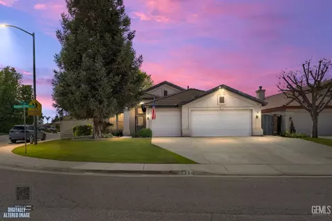 10301 Olympia Fields Dr, Bakersfield, CA 93312