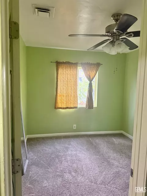 Bedroom - 5928 Wright Ave, Bakersfield, CA 93308 photo 2 of 4