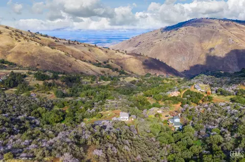 View/Area - 6641 Digier Rd, Lebec, CA 93243 photo 2 of 2