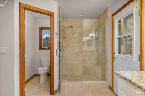 Bath - 6641 Digier Rd, Lebec, CA 93243 photo 2 of 5