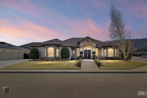 Exterior - 504 Rosehaven Ln, Tehachapi, CA 93561 photo 1 of 11