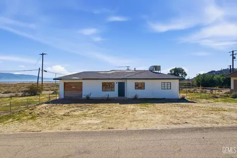 13879 Carson St, Trona, CA 93562