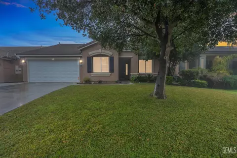 9506 Orchard Grass Ct, Bakersfield, CA 93313