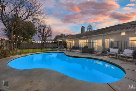 3804 Singleton Ave, Bakersfield, CA 93313 photo 2
