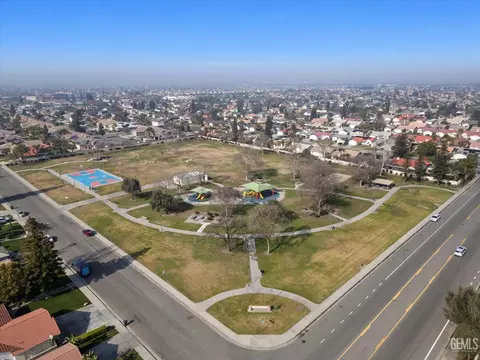 3804 Singleton Ave, Bakersfield, CA 93313 photo 7