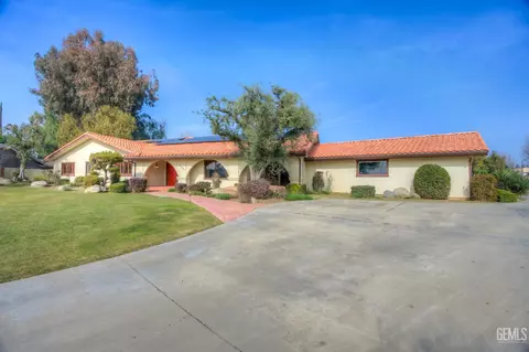 6500 Saddleback Dr, Bakersfield, CA 93309
