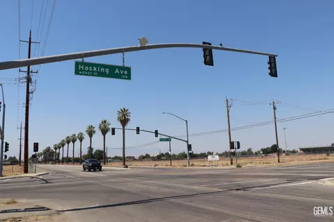 1000 Hosking South Union Ave, Bakersfield, CA 93307