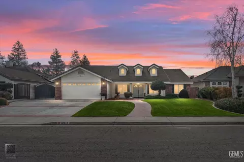 10513 Pleasant Hill Ct, Bakersfield, CA 93312