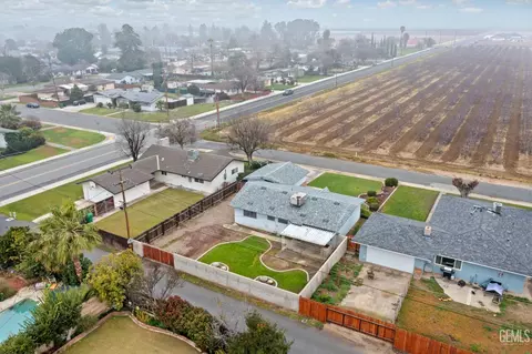 View/Area - 1106 State Ave, Shafter, CA 93263 photo 9 of 19
