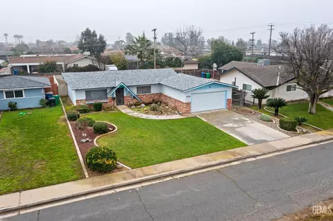 View/Area - 1106 State Ave, Shafter, CA 93263 photo 14 of 19