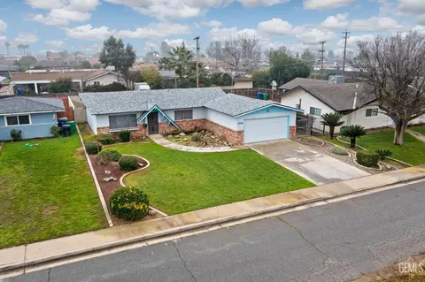 View/Area - 1106 State Ave, Shafter, CA 93263 photo 4 of 19