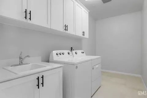 Other - 5804 Levanto St, Bakersfield, CA 93306 photo 10 of 12
