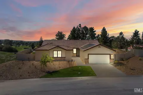 5804 Levanto St, Bakersfield, CA 93306