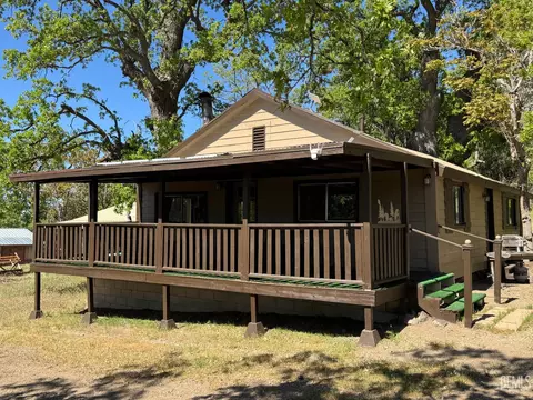 1 Maple Ave, Rosamond, CA 93560