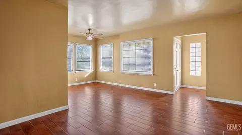 906 2nd St, Bakersfield, CA 93304