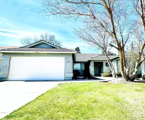 1173 Redwood Ct, Tehachapi, CA 93561