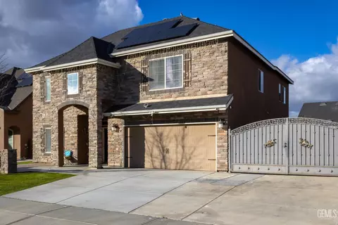 5414 Twinkle Ln, Bakersfield, CA 93313