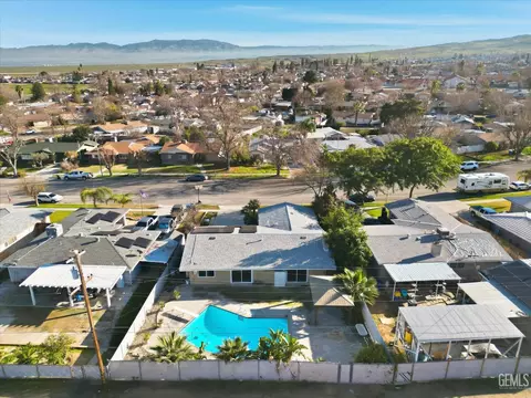 917 2nd St, Taft, CA 93268 photo 7