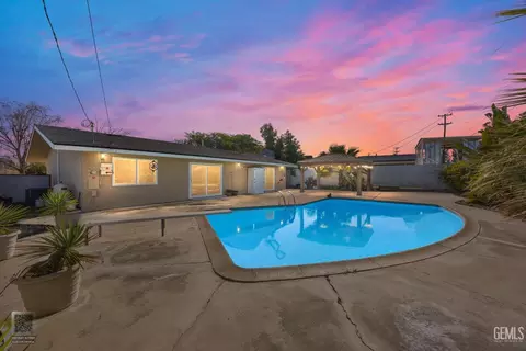 917 2nd St, Taft, CA 93268 photo 2