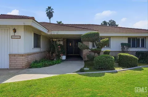 8031 Debbs Ave, Bakersfield, CA 93308 photo 3