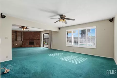 8031 Debbs Ave, Bakersfield, CA 93308 photo 7