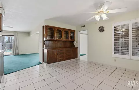 8031 Debbs Ave, Bakersfield, CA 93308 photo 12