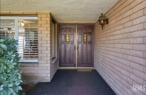 8031 Debbs Ave, Bakersfield, CA 93308 photo 4