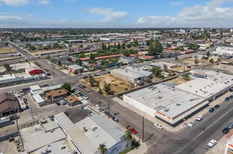 426 E 18th 600 Tulare St, Bakersfield, CA 93305 photo 16